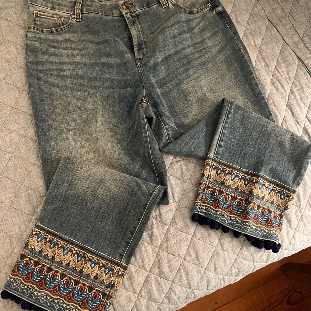 Chicos cropped jeans size 2.5